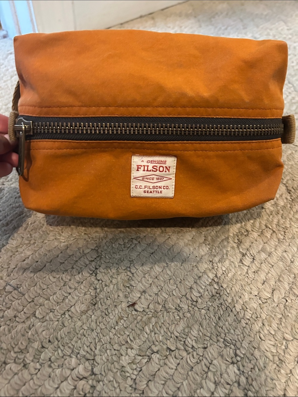 Filson Tin Cloth Travel Kit - Rust Orange - Picture 2 of 10
